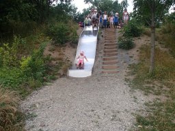 134